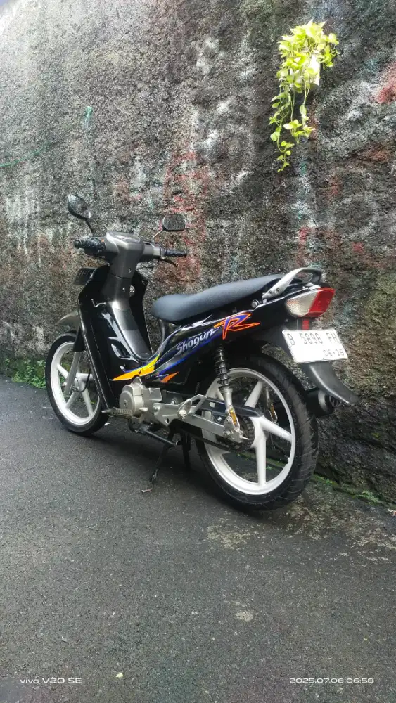 Suzuki shogun R 110 2003 lengkap