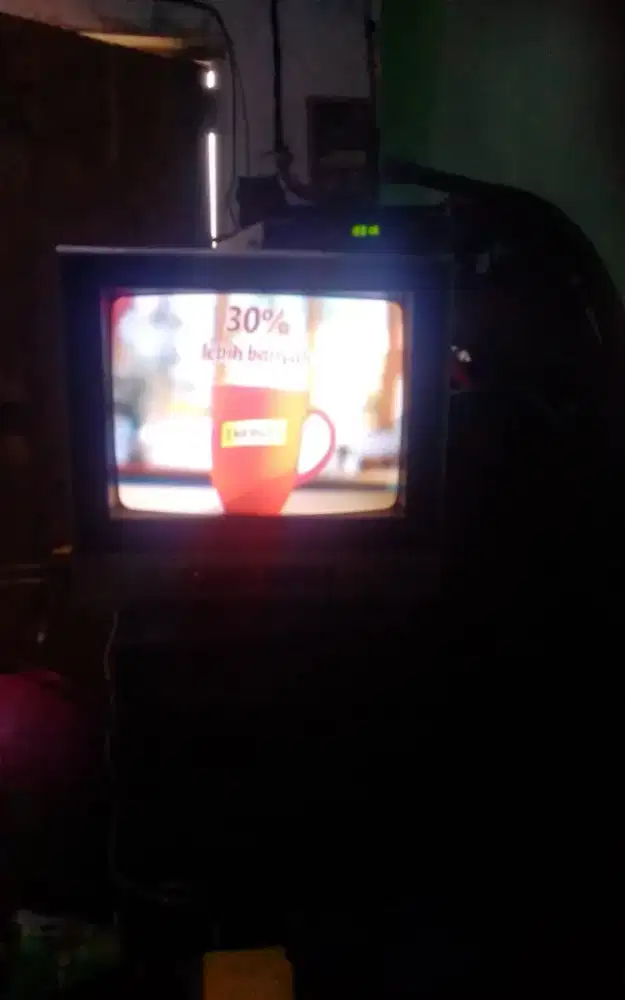 Tv Polytron 14 komplit setbox lokasi central No3cilebut raya