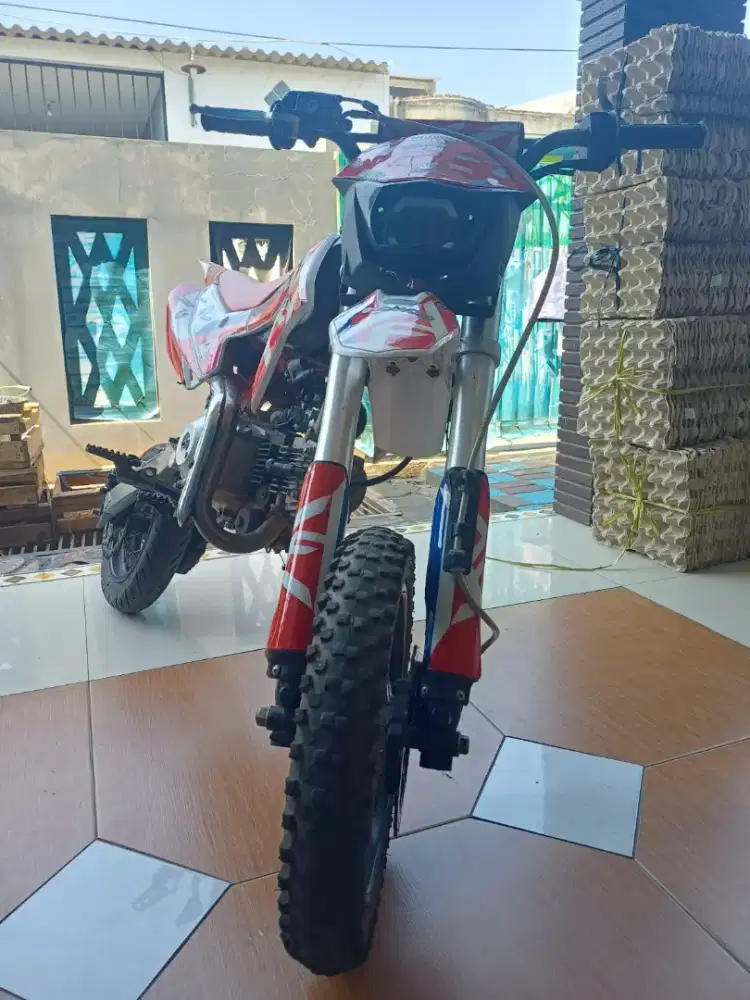 Mini trail 4 tak 110 cc