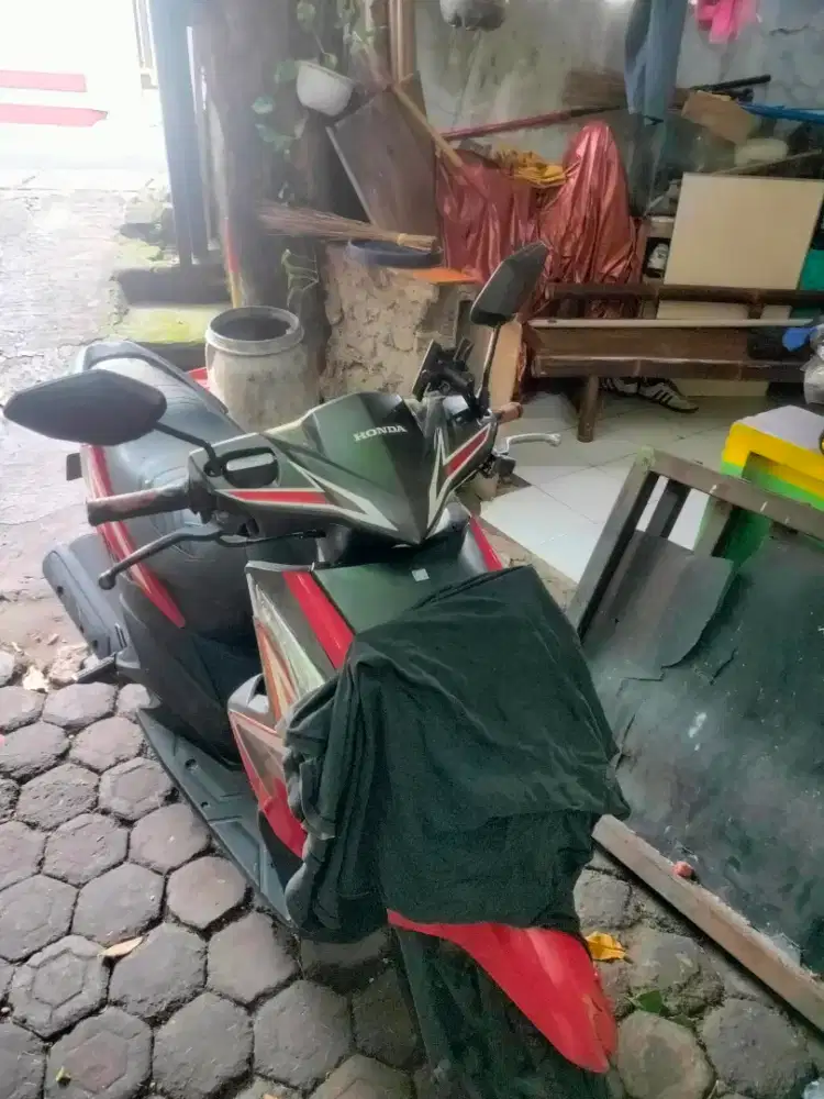 Vario tecno 110 tahun 2011