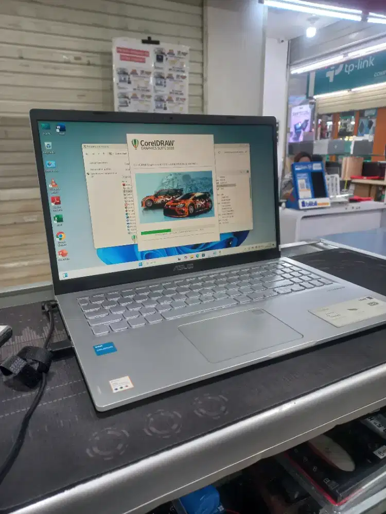 Laptop asus A516KA