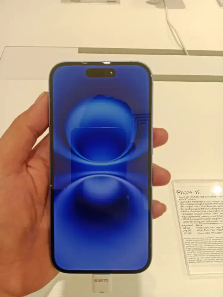 iPhone 16 128GB