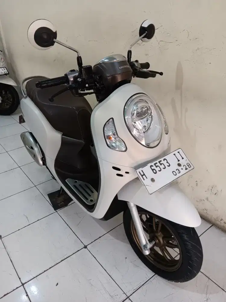 Scoopy prestige th 2023 top