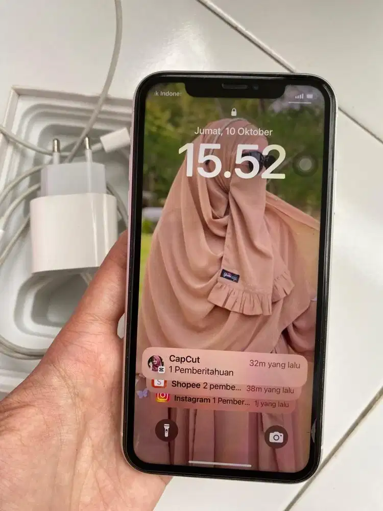 Iphone xr white 64gb