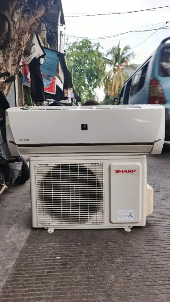 AC Sharp 1/2 PK R 32 second +pasang Free ongkir Sejabotabek