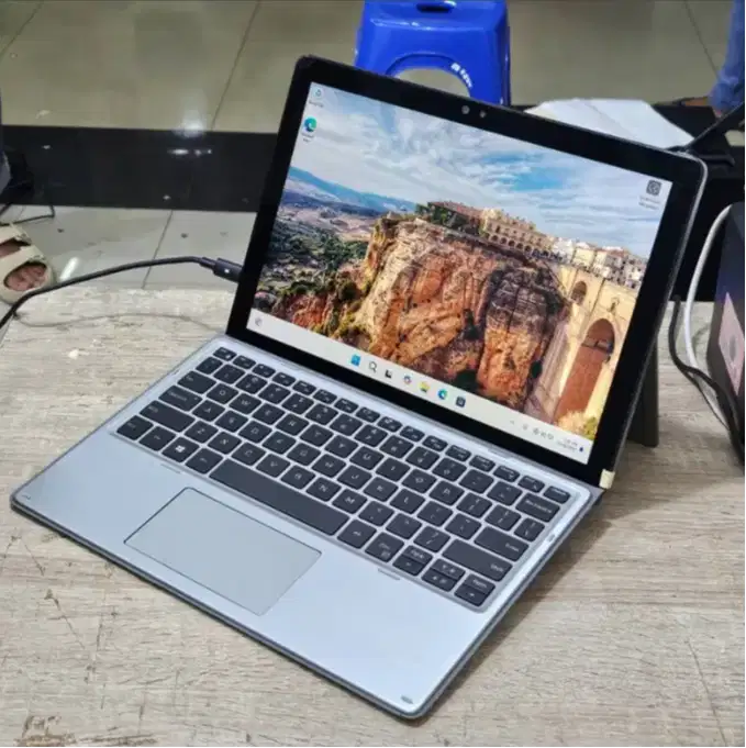 Laptop 2in1 Dell Latitude 7210 Core i7 Gen10 RAM 16GB kuliah DL-DC