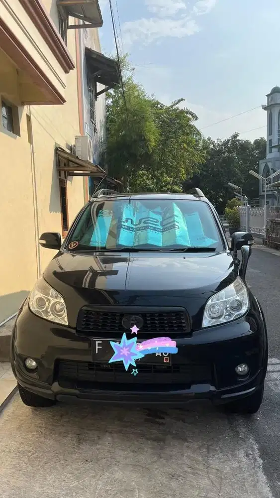 Toyota rush Tahun 2012