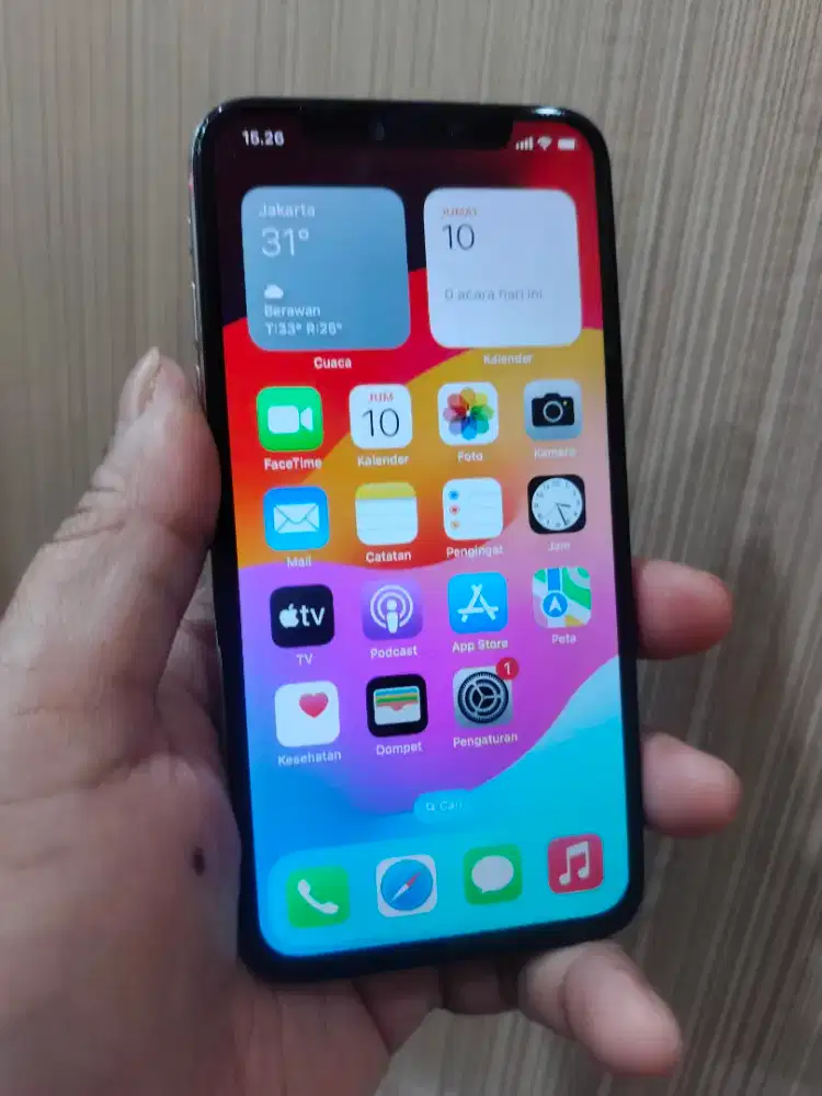 Iphone xs 64gb lengkap