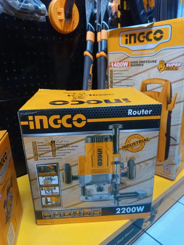 INGCO Mesin Router RT22008 dengan Kontrol Kecepatan Variabel