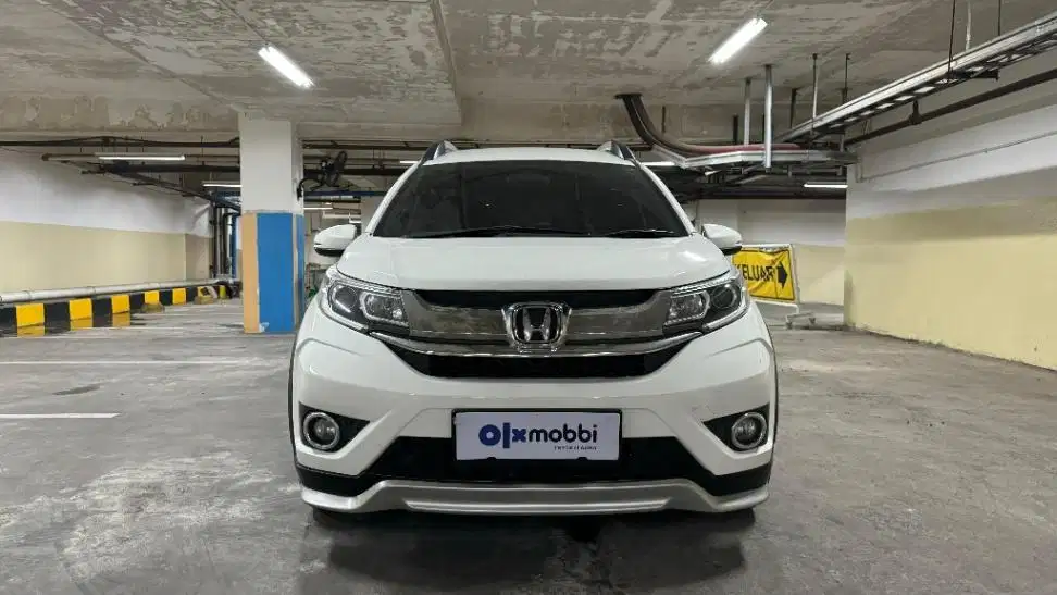 DP MURAH Honda BR-V 1.5 E Prestige Bensin-AT 2017 Putih CUFOB