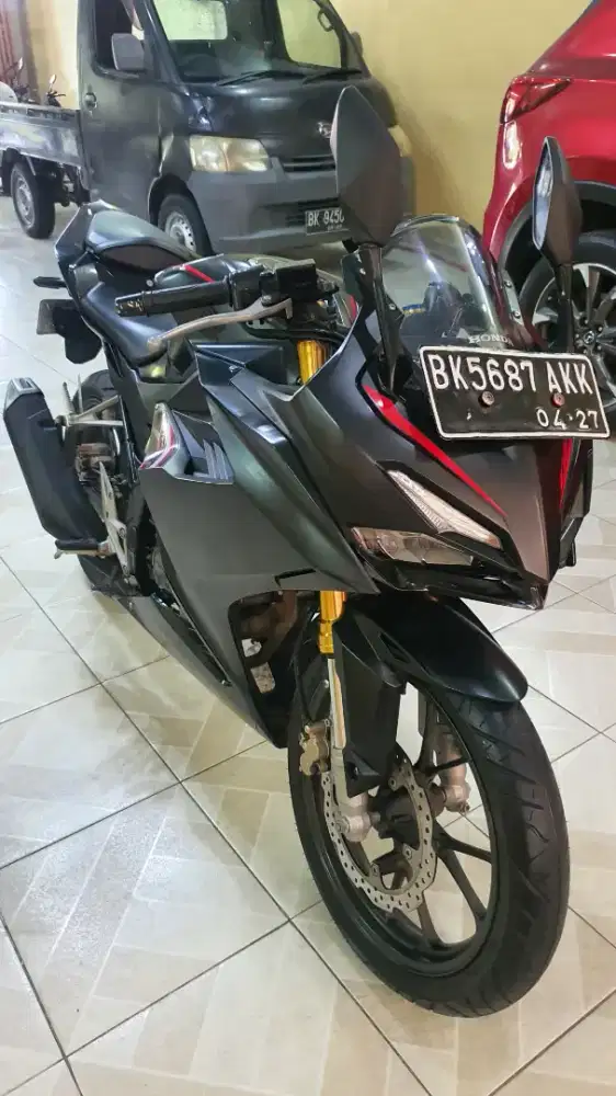 NEW CBR 150 Mantap Ellegant Tahun 2022-Odomtr 15.000 KM-plaza motor