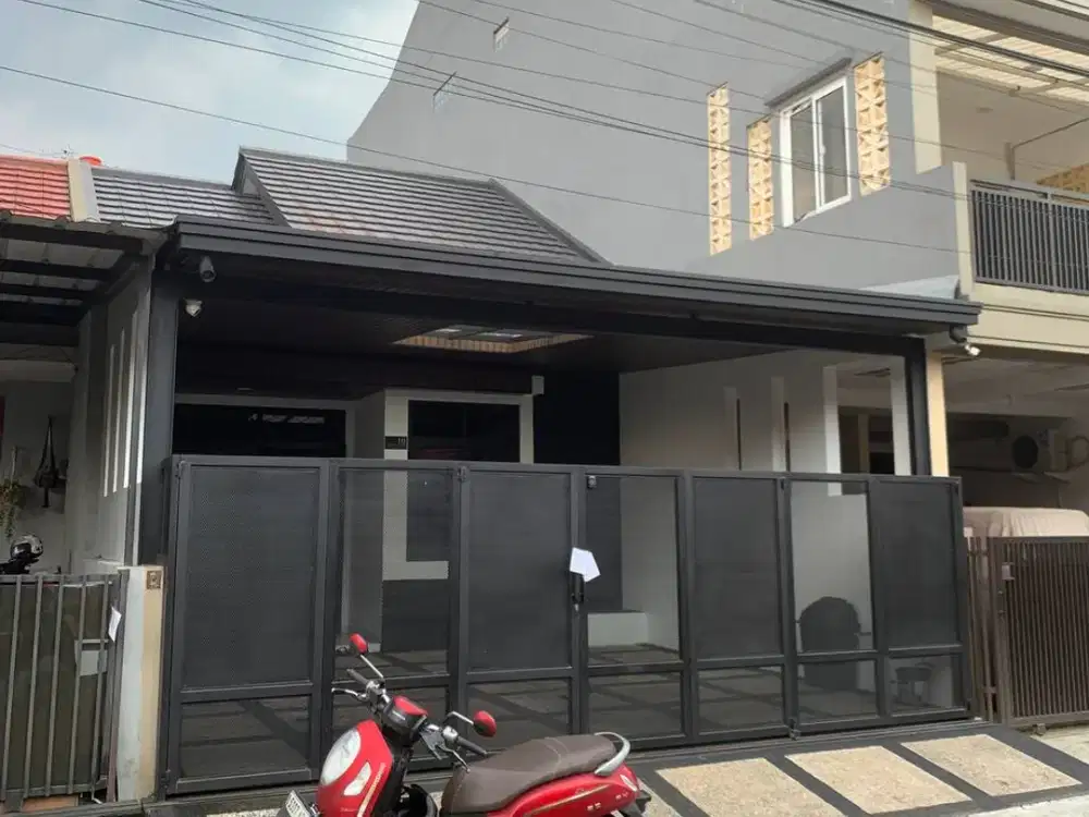 RUMAH MINIMALIS MODERN STRATERGIS DI KOMPLEK SETRA DAGO ANTAPANI