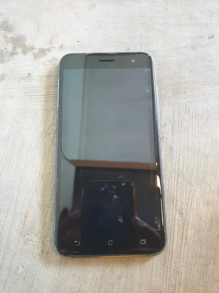 Asus Zenfone 3 ZE522KL 4G Ram bisa 3 / 4Gb mesin normal minus lcd