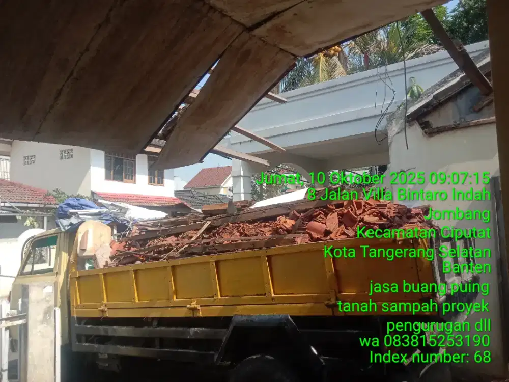 Tukang buang puing sampah dll