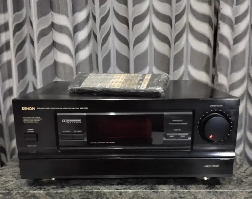 Amplifier Denon AVC-3530 (lengkap remote control)