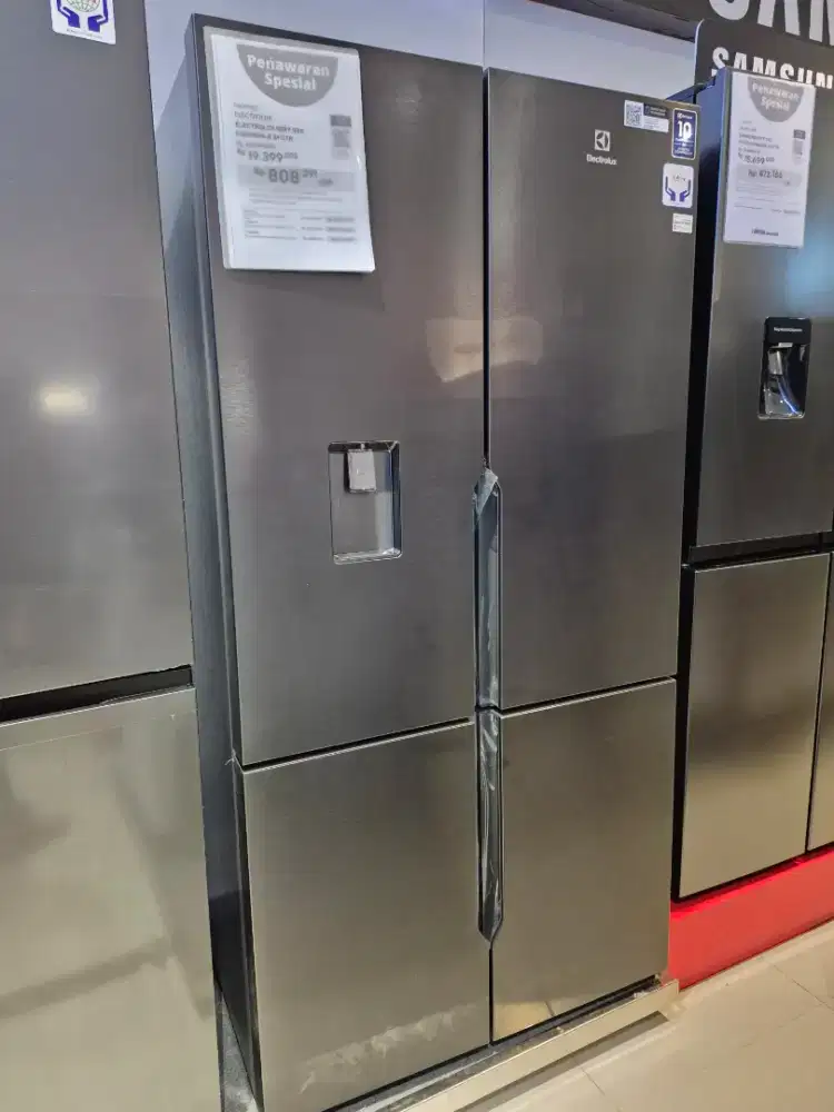 Kulkas electrolux promo