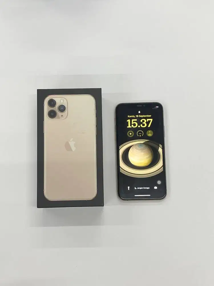 Dijual Iphone 11 Pro 64gb warna gold ex inter pemakaian pribadi