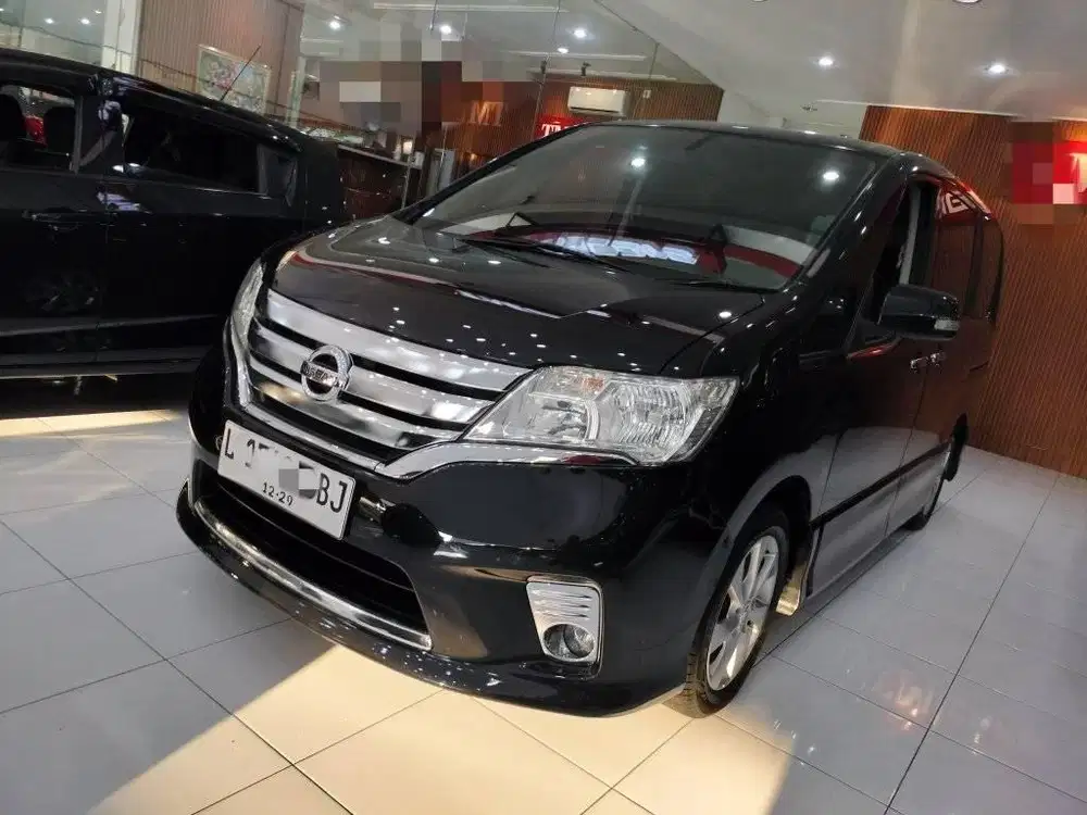 Nissan Serena HWS star 2.0 Bensin Matic/At 2013 Super Istimewa