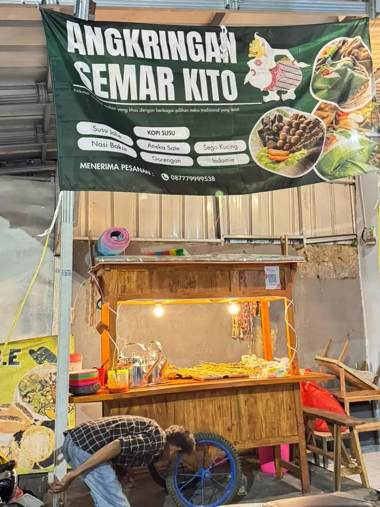 Dijual Gerobak Angkringan baru dipakai 2bulan