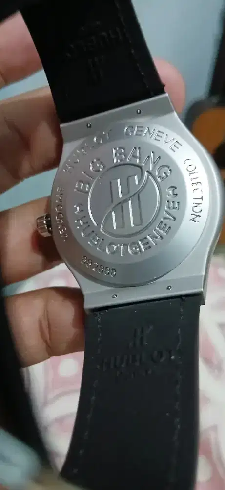 Jam Hublot Big Bang Geneve
