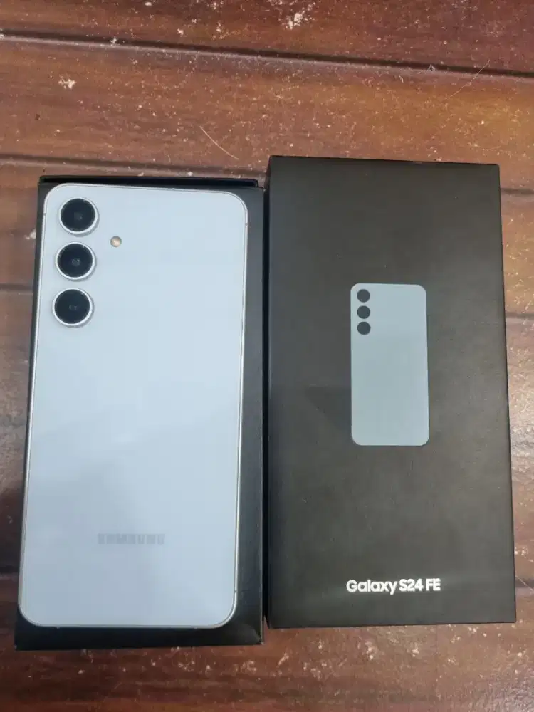 Samsung S24 Fe 12/512GB