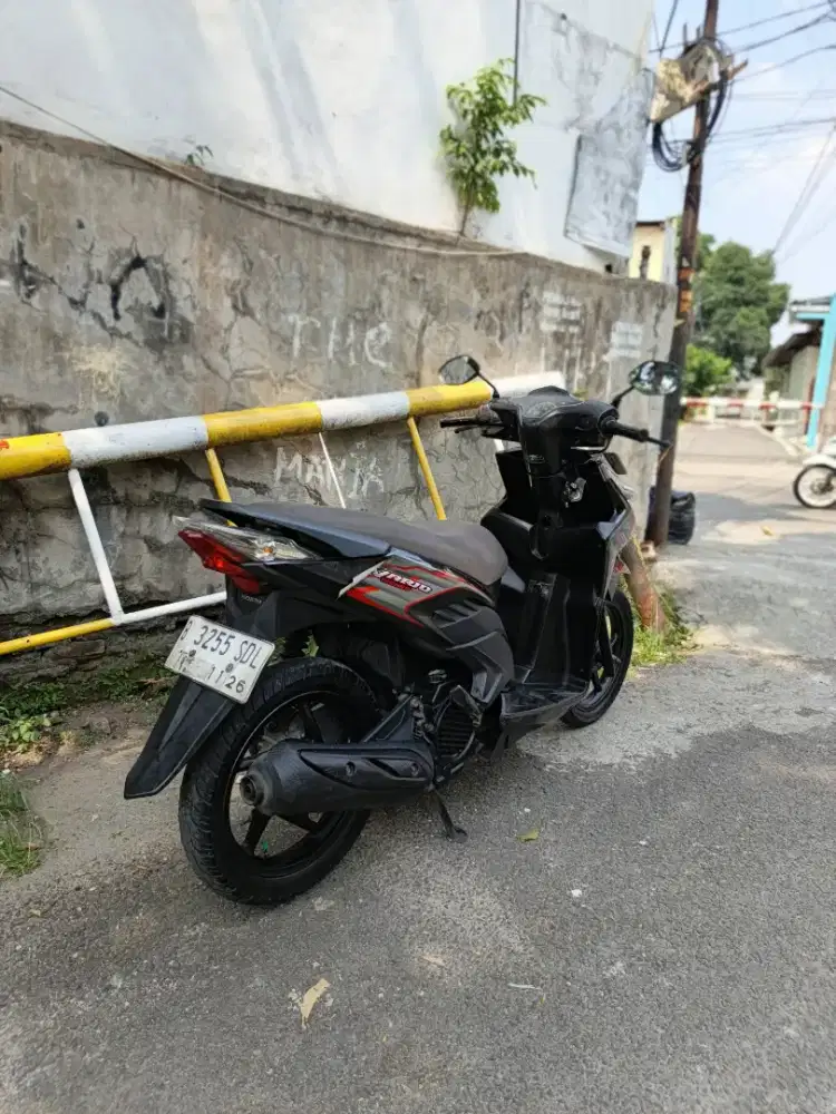 Honda vario techno tahun 2011 Bagus