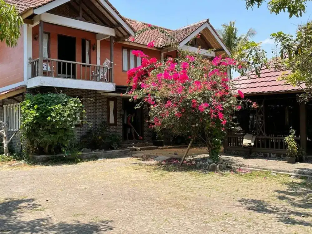 Villa Mewah di Kota Garut Pemandangan Indah & Udara Sejuk Pegunungan SHM IMB Ready Dekat Hotel Santika Dekat Alun Alun Tarogong Pusat Kota Garut