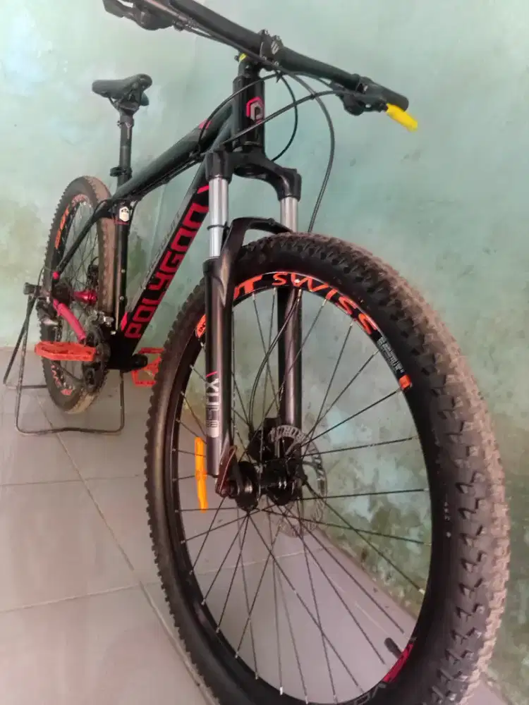 Polygon premier 4