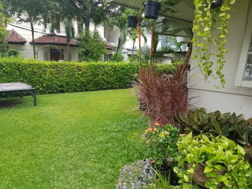Rumah Siap Huni Posisi Hook Di Menteng Bintaro 4363 Ds