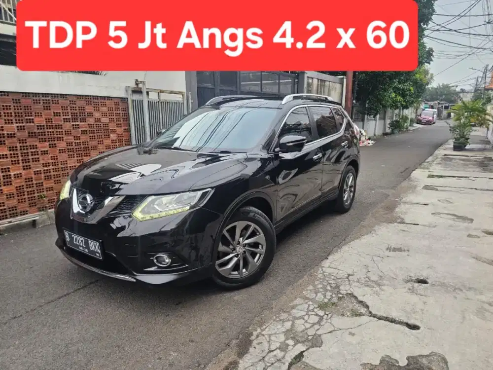 TDP 5 Jt Angs Termurah All New Xtrail 2.5 2016 Matic Hitam Low Km