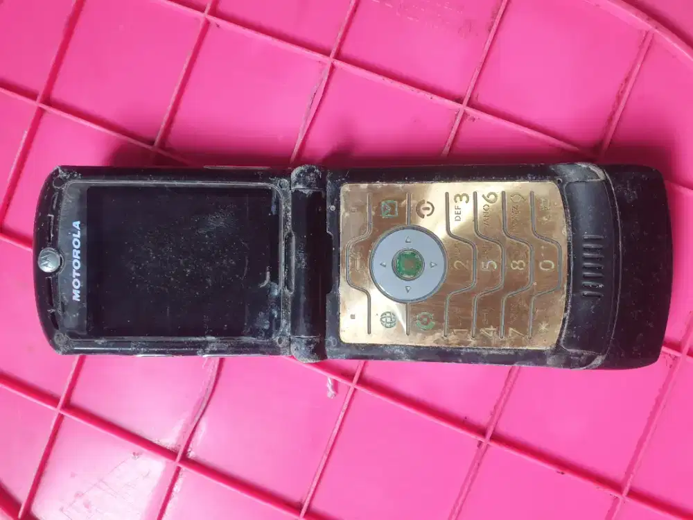 Motorola V3 Hp Batre original bahan minus