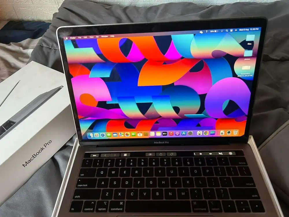 Macbook pro touchbar 2019 ssd 128 Ibox