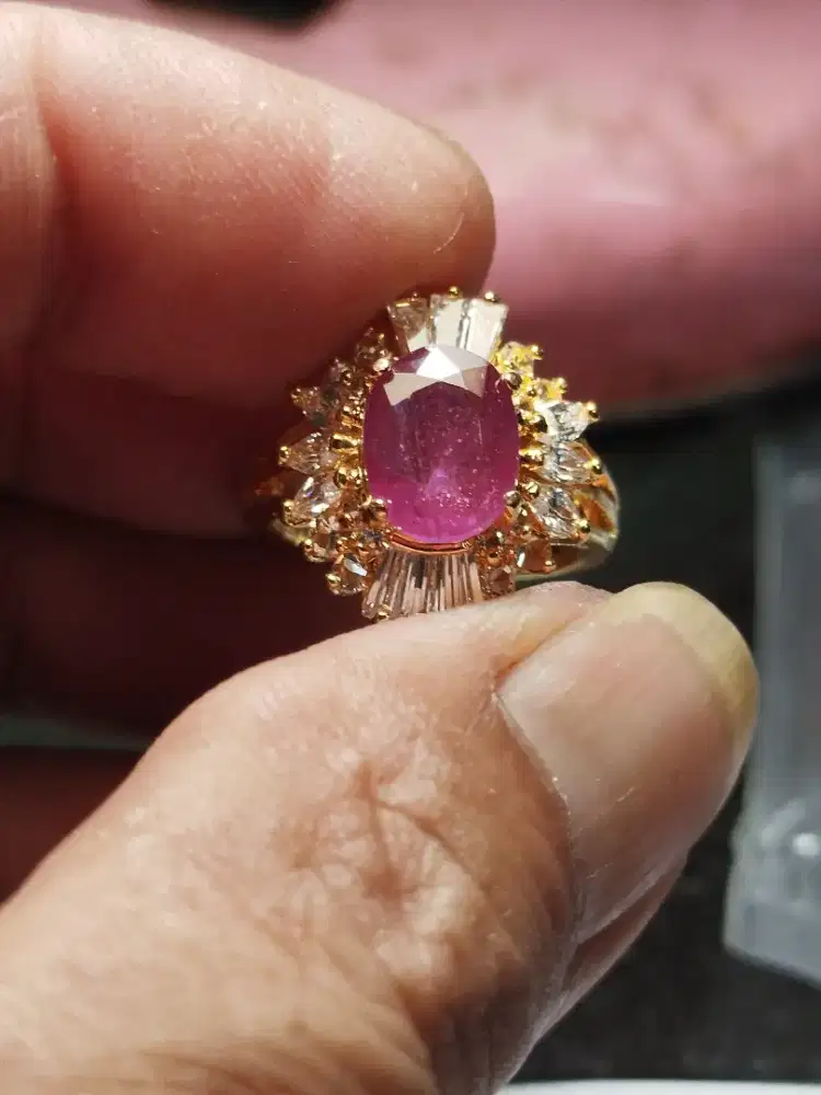 CINCIN WANITA RUBY BURMA PLUS MEMO