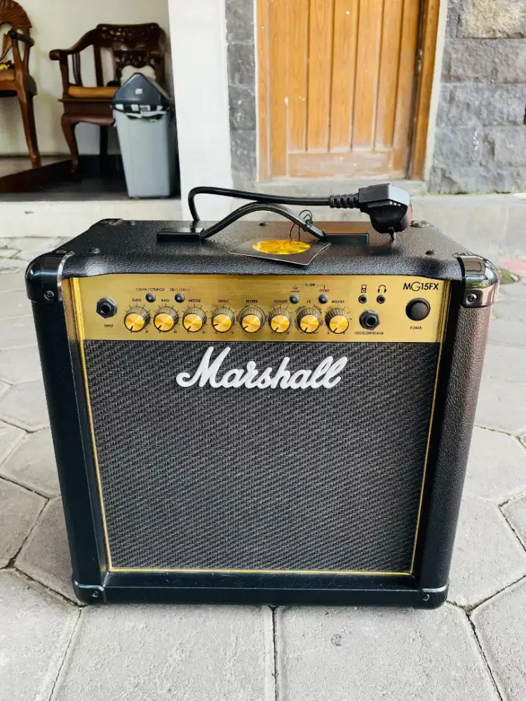 Amplifier Original MARSHALL muluuussss!!!