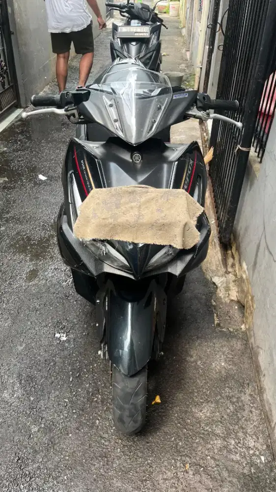 Yamaha aerox abs