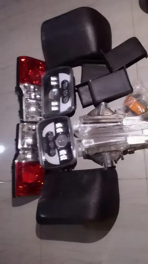 Jual lampu mobil feroza dan bodi kit