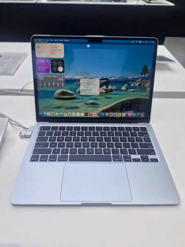 Macbook Air M4 256GB Promo Gratis 2x Cicilan Dan Bebas Admin