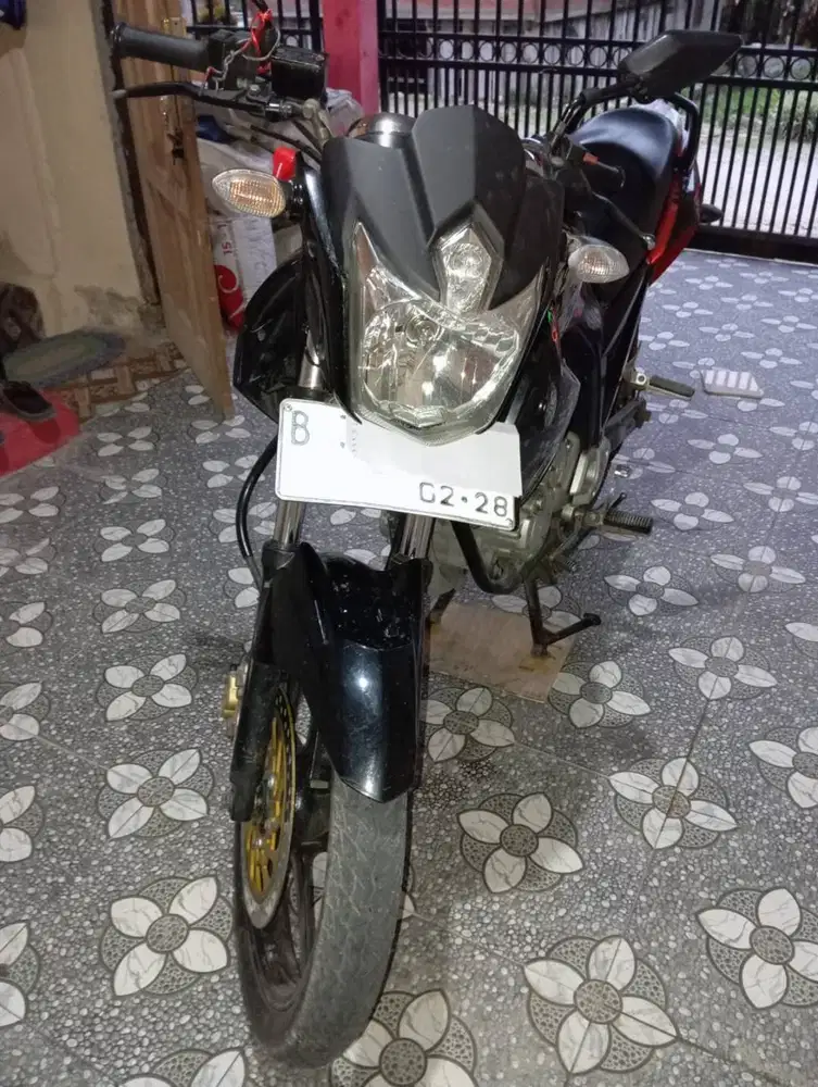 Yamaha Scorpio mt 220cc Merah Th.2013