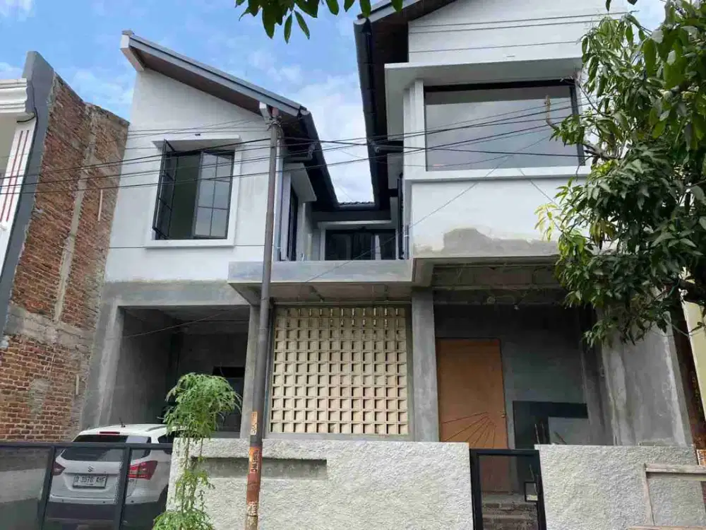 Murah!! Minimalis Baru Futuristik komplek Arcamanik Endah 99/130 1,35 M