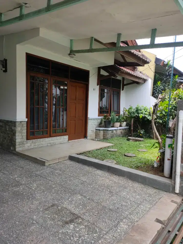 Dijual rumah murah di Pratista antapani
