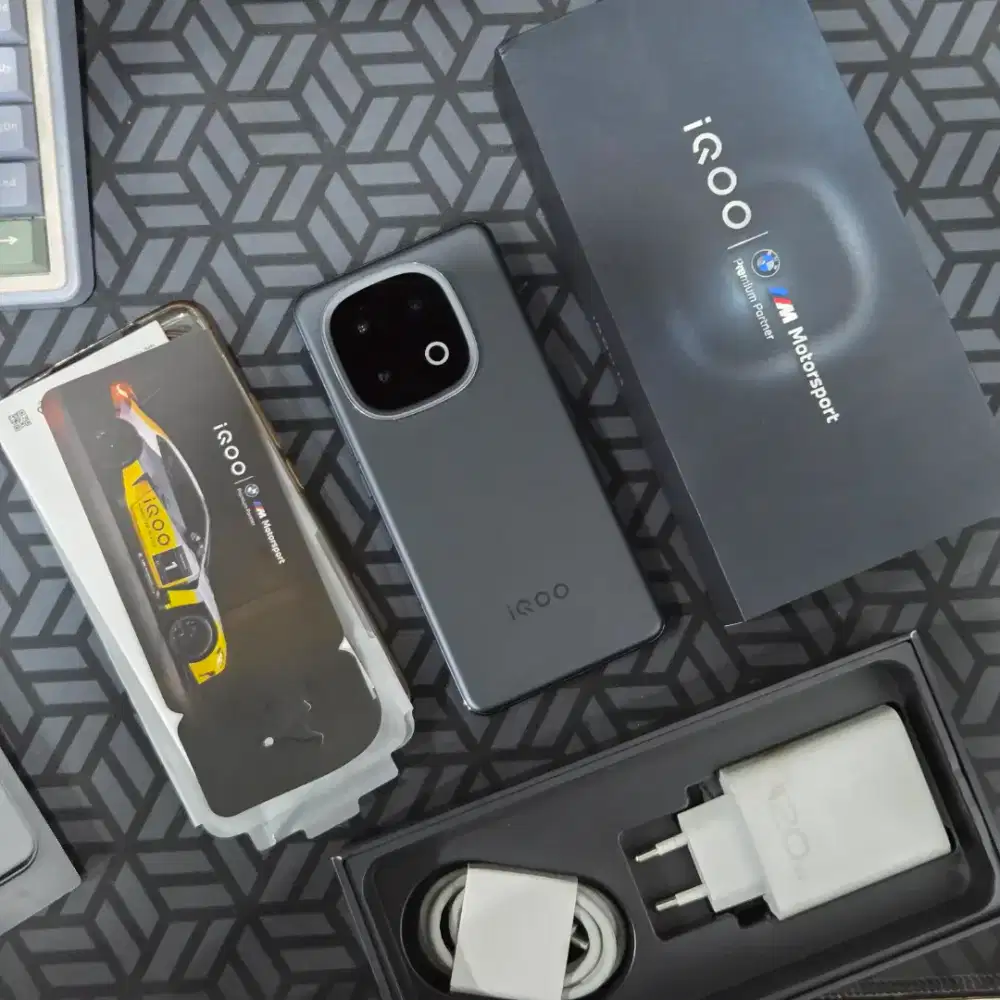 IQOO 13 5G 16/512GB fullset