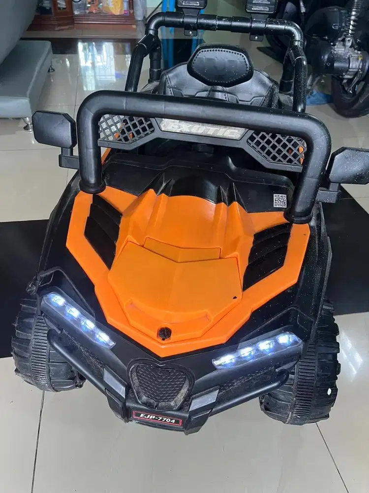 Mobil mobilan aki anak2