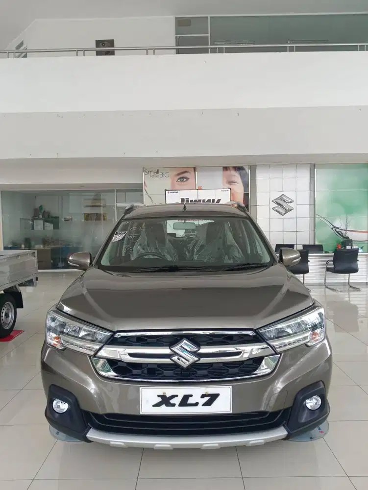 [Mobil Baru] Suzuki XL7
