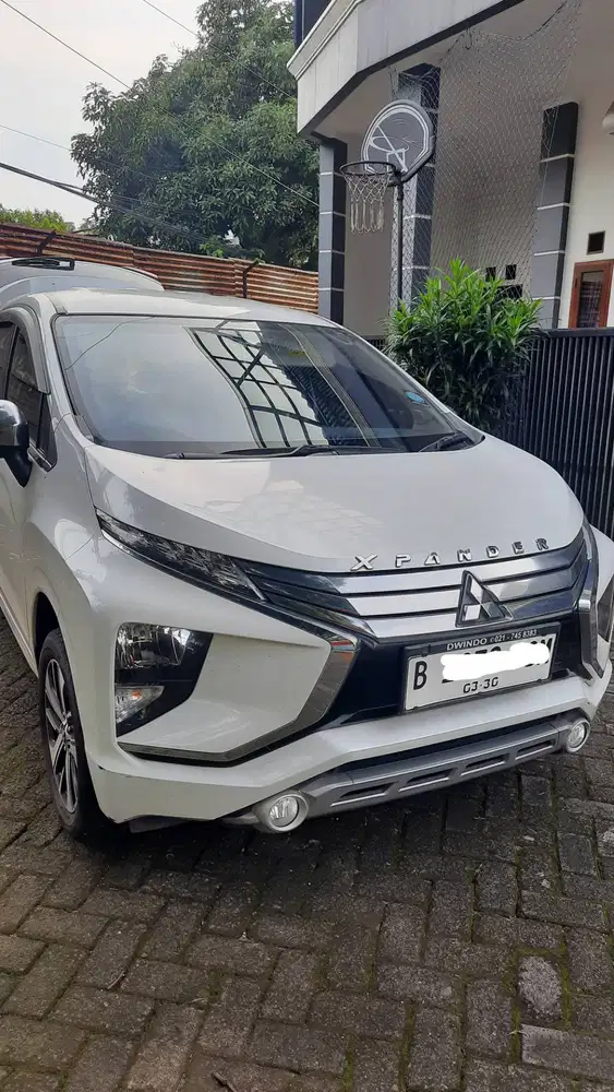 Dijual Mitsubishi Xpander Putih Ultimate A/T Tahun 2019 Des - Bintaro
