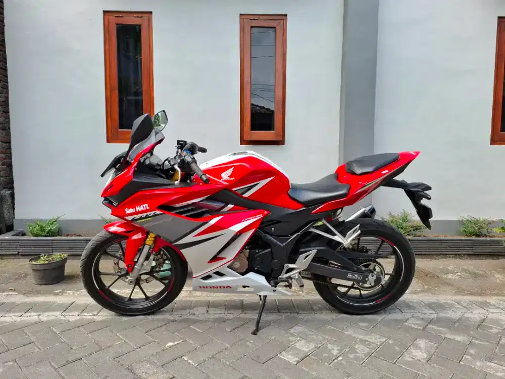 CBR150R Tahun 2021/2022 Murah