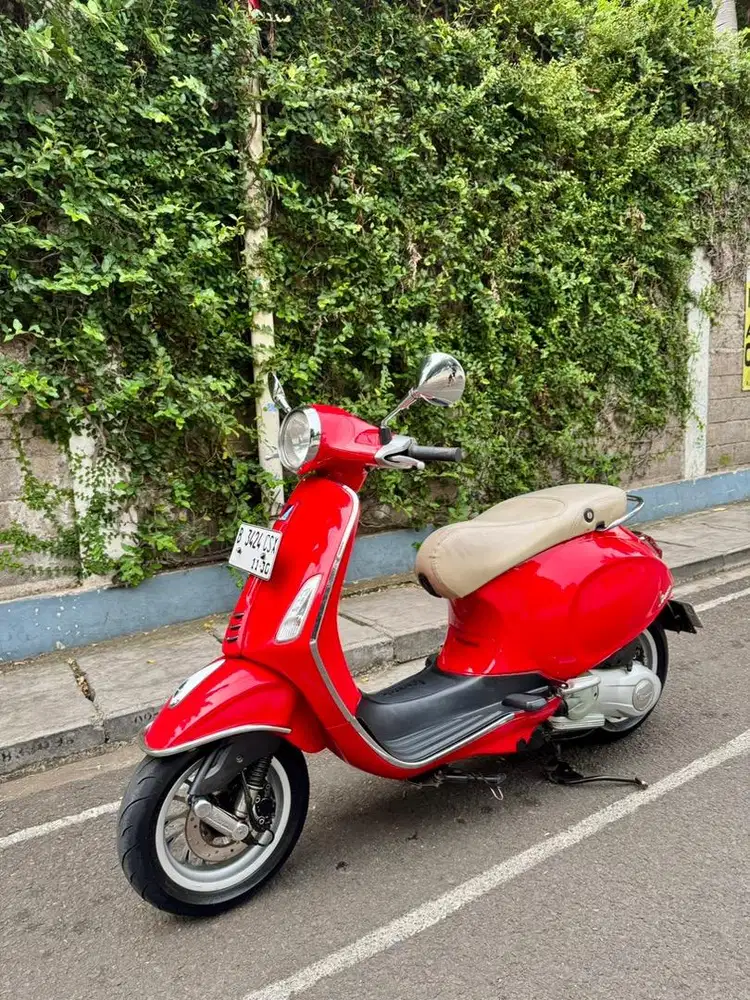 Vespa Primavera tahun 2015