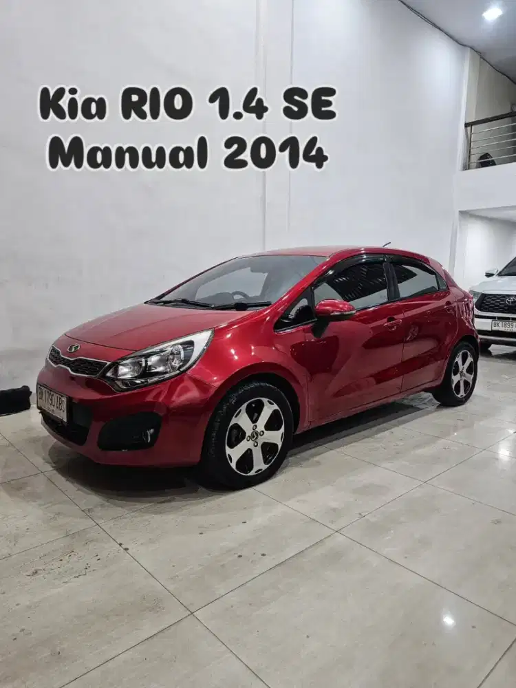Kia RIO 1.4 Manual 2014 / 2015 merah brio picanto agya
