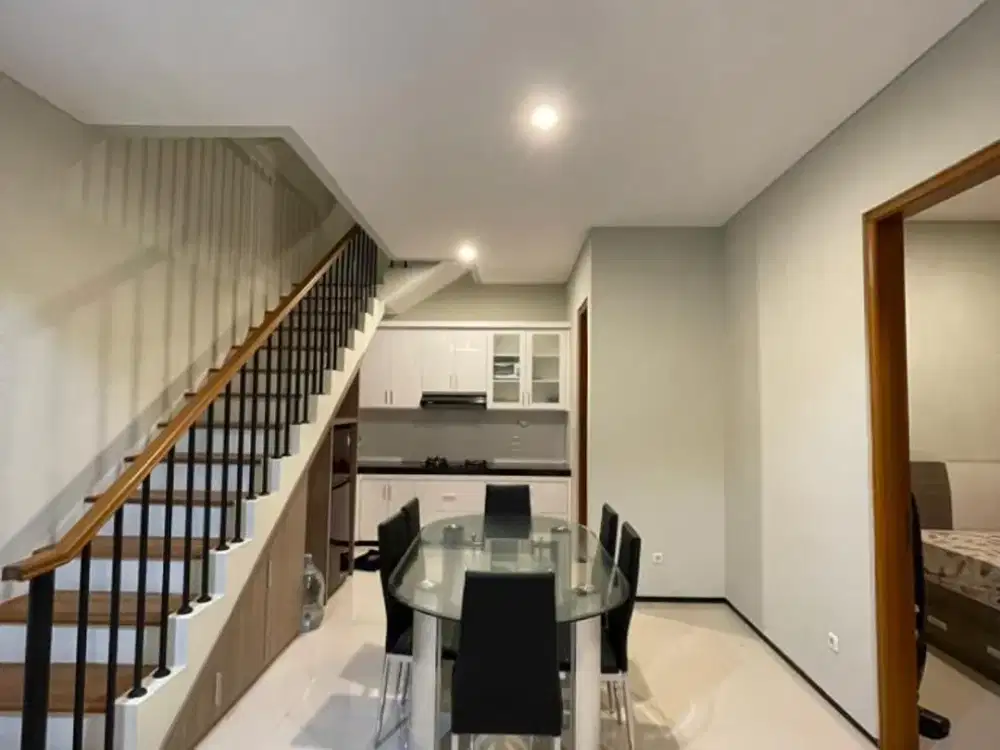 Best Price Villa Mewah Asri Full Furnished di Bandung