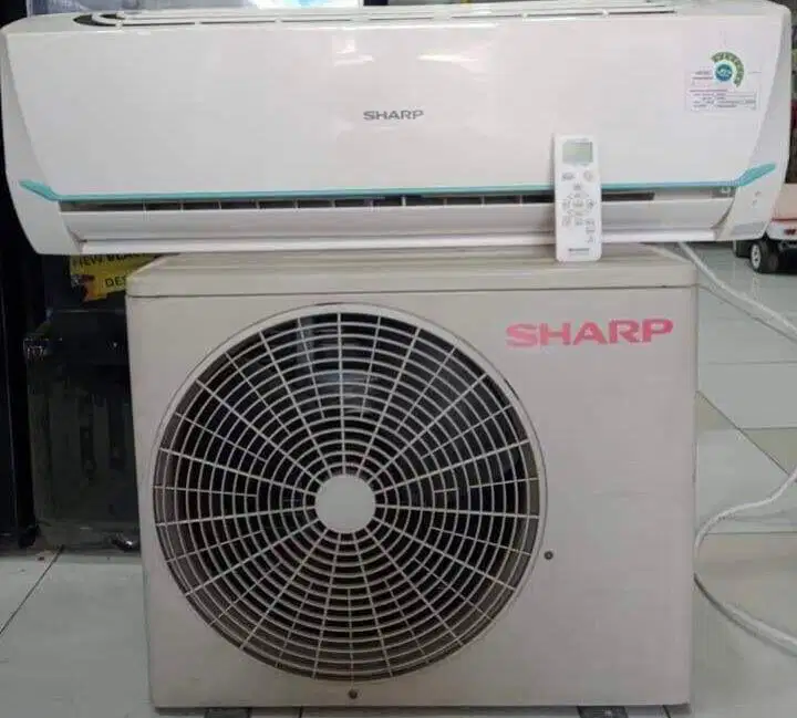 Di jual ac bekas 1 pk