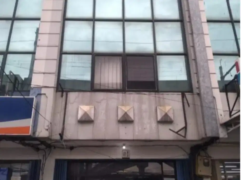 RUKO DI JUAL CEPAT STRATEGIS LEBAK BULUS DEPAN MRT DAN TJ, BISA UNTUK KANTOR 7.5 m(NEGO)